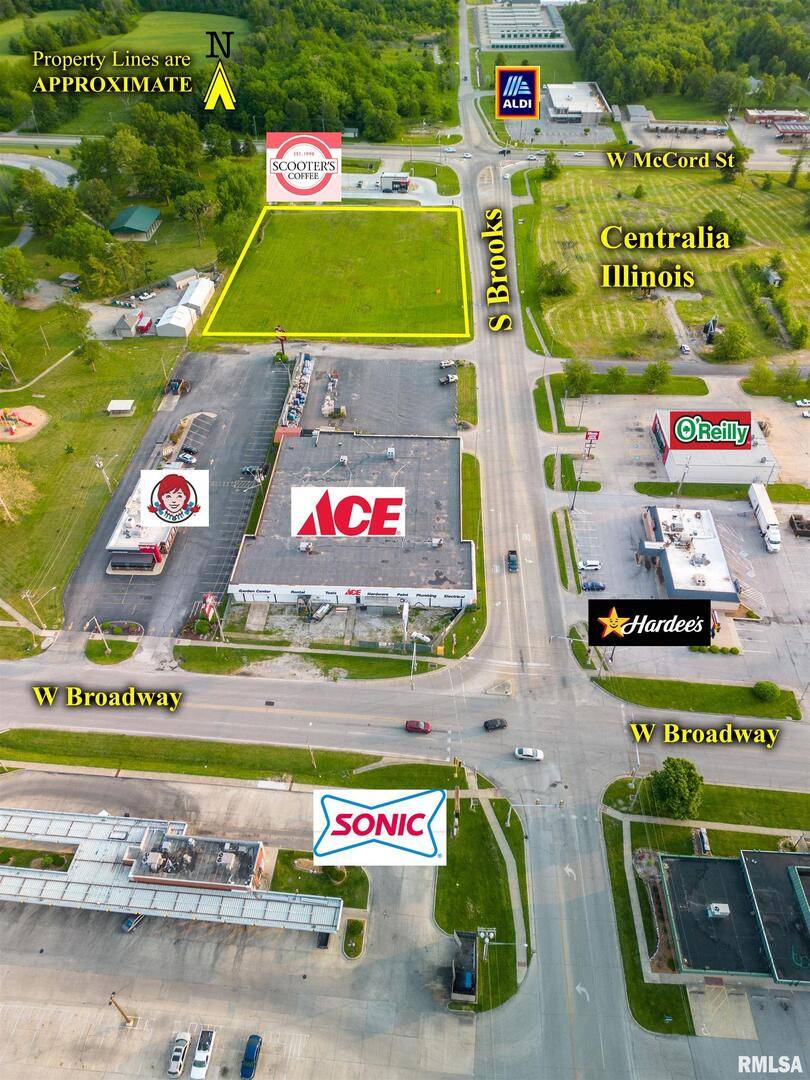 200 N BROOKS AVE, Centralia, IL 62801