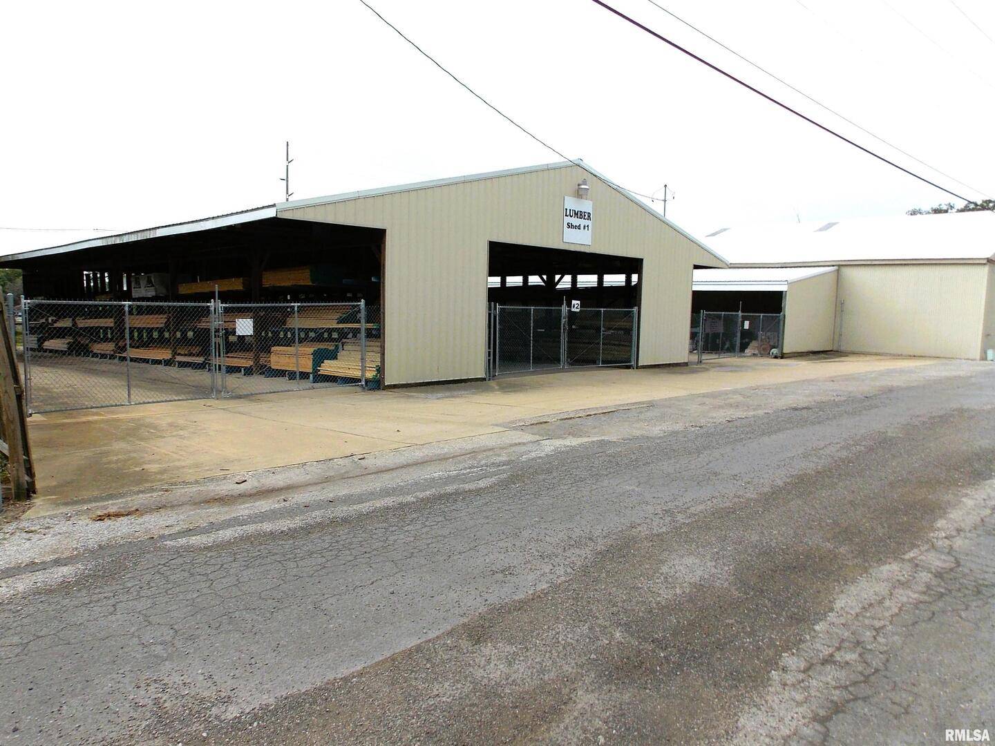 1110 FRANKLIN ST #1150, Carlyle, IL 62231
