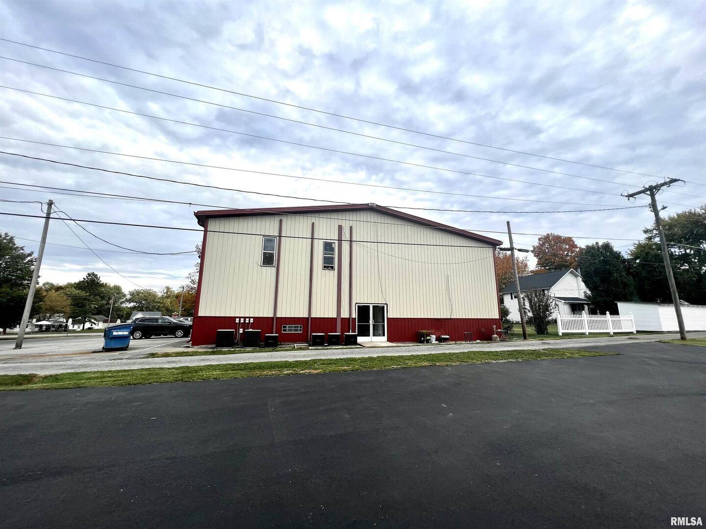 400 S BROADWAY, Goreville, IL 62939