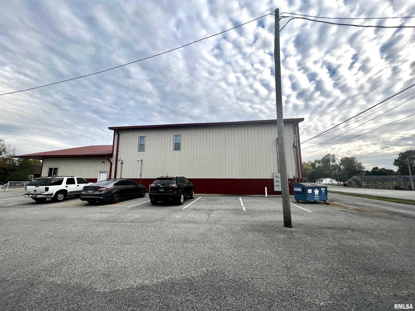 400 S BROADWAY, Goreville, IL 62939