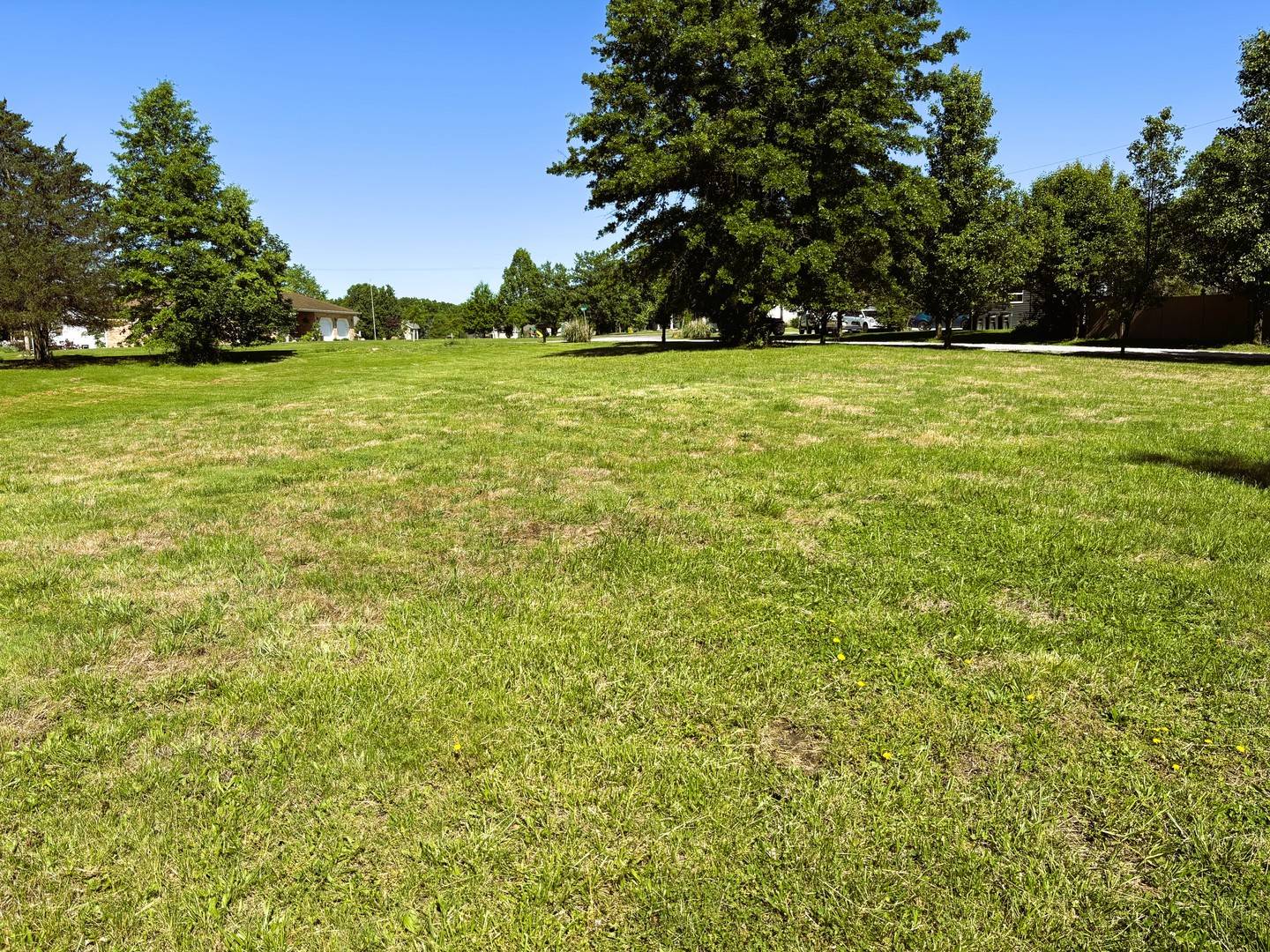 1966 Ross Rd RD, Centralia, IL 62801
