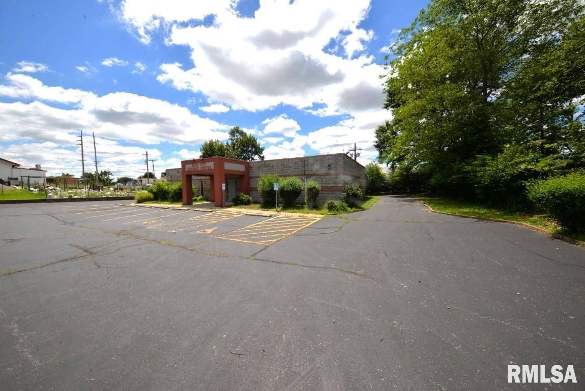 2605 MAIN ST, Mt Vernon, IL 62864