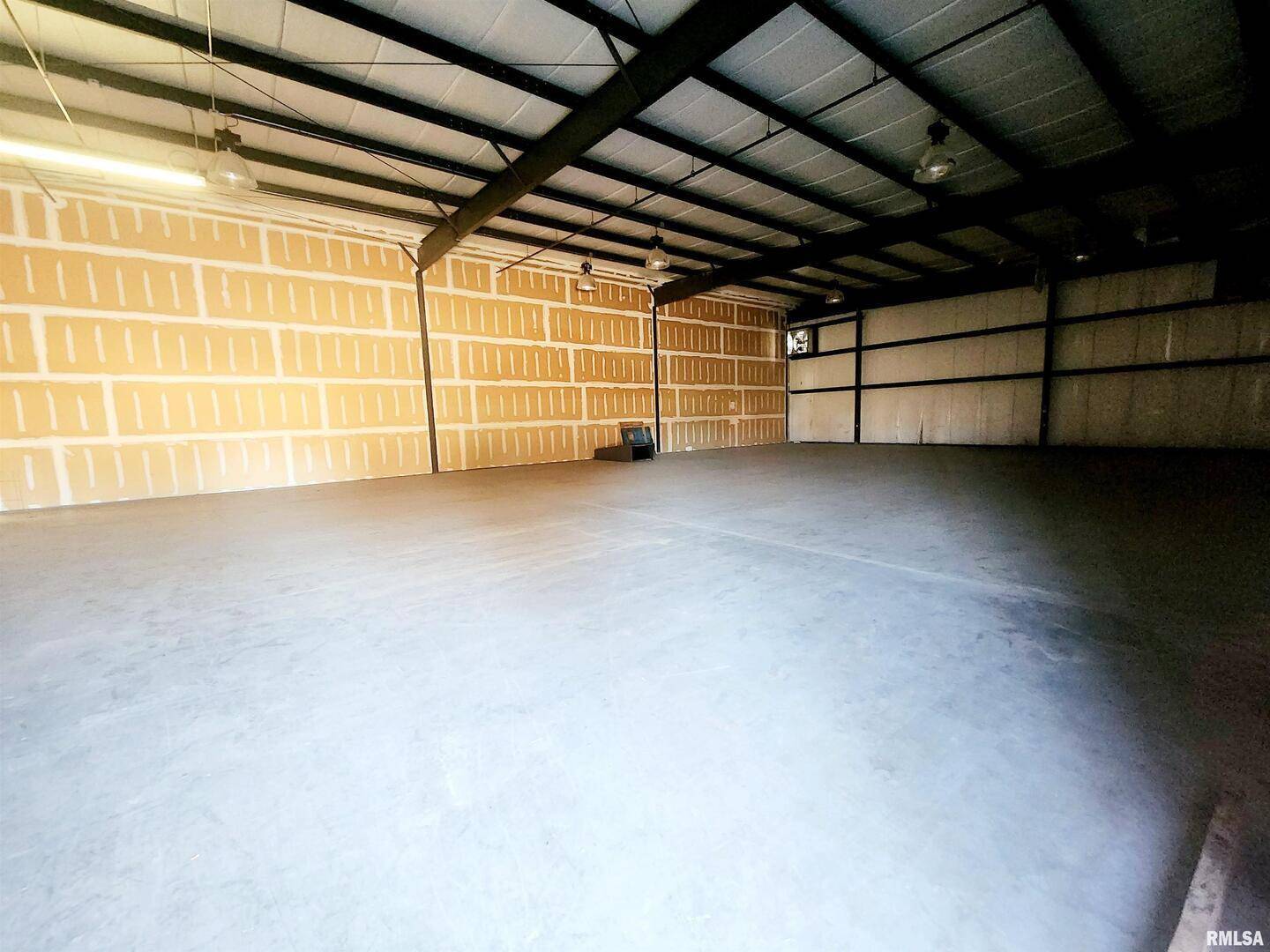 4201 Ilberry RD #North Warehouse, Mt Vernon, IL 62864