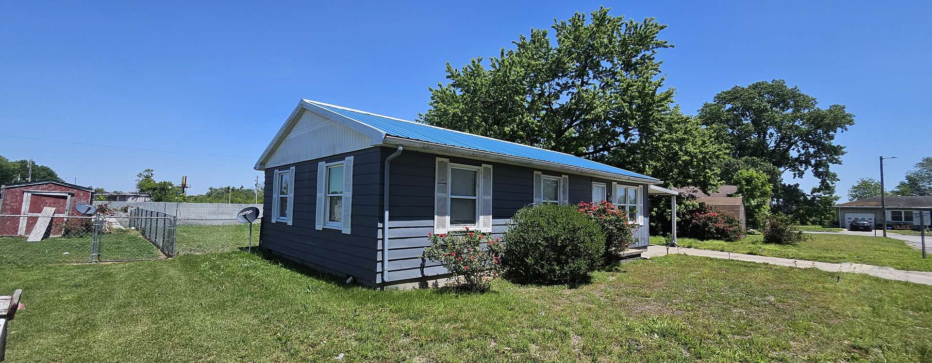 102 MOHAWK ST, Mcclure, IL 62957