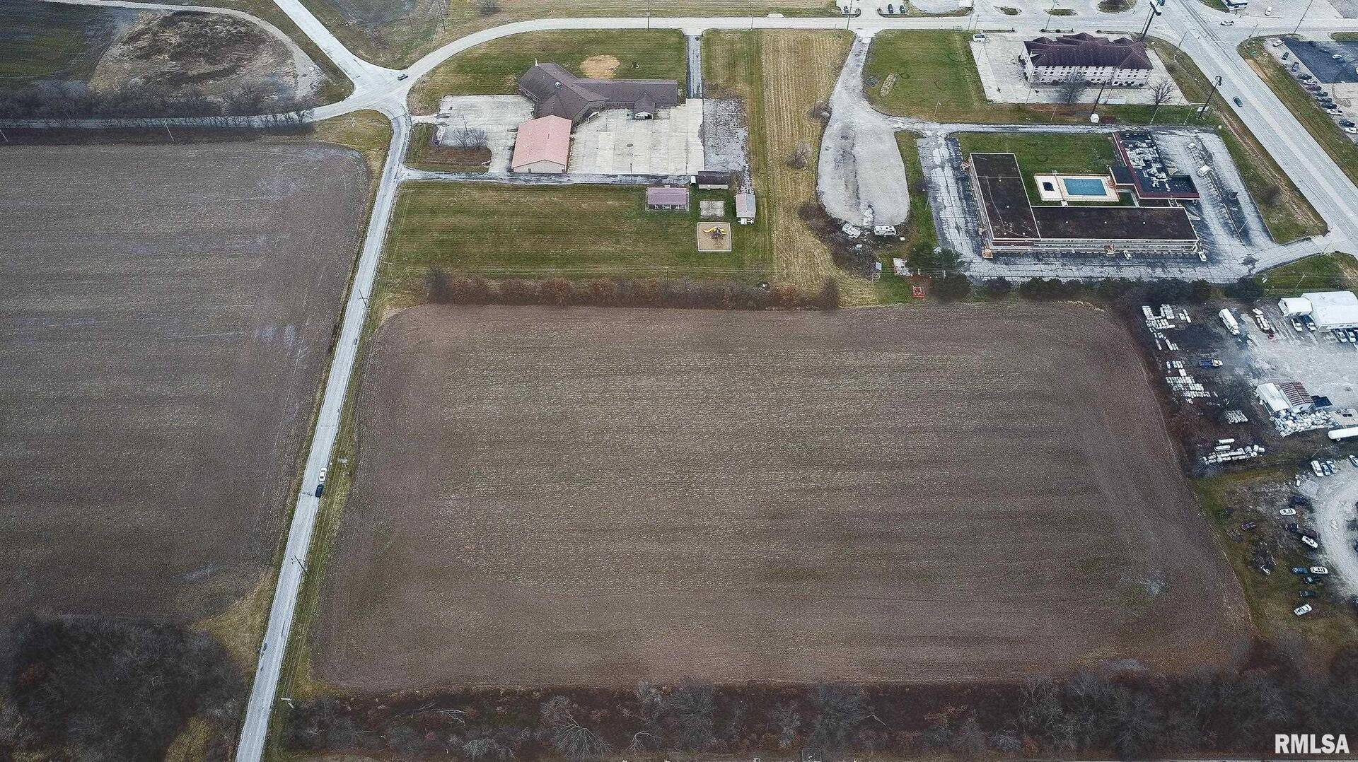 00 Mills Cart RD, Salem, IL 62881