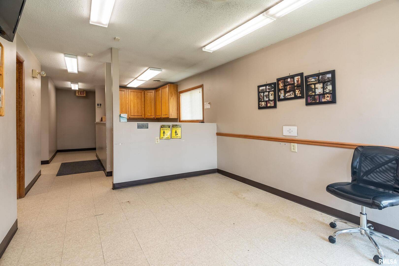 631 N PERSHING ST, Energy, IL 62933