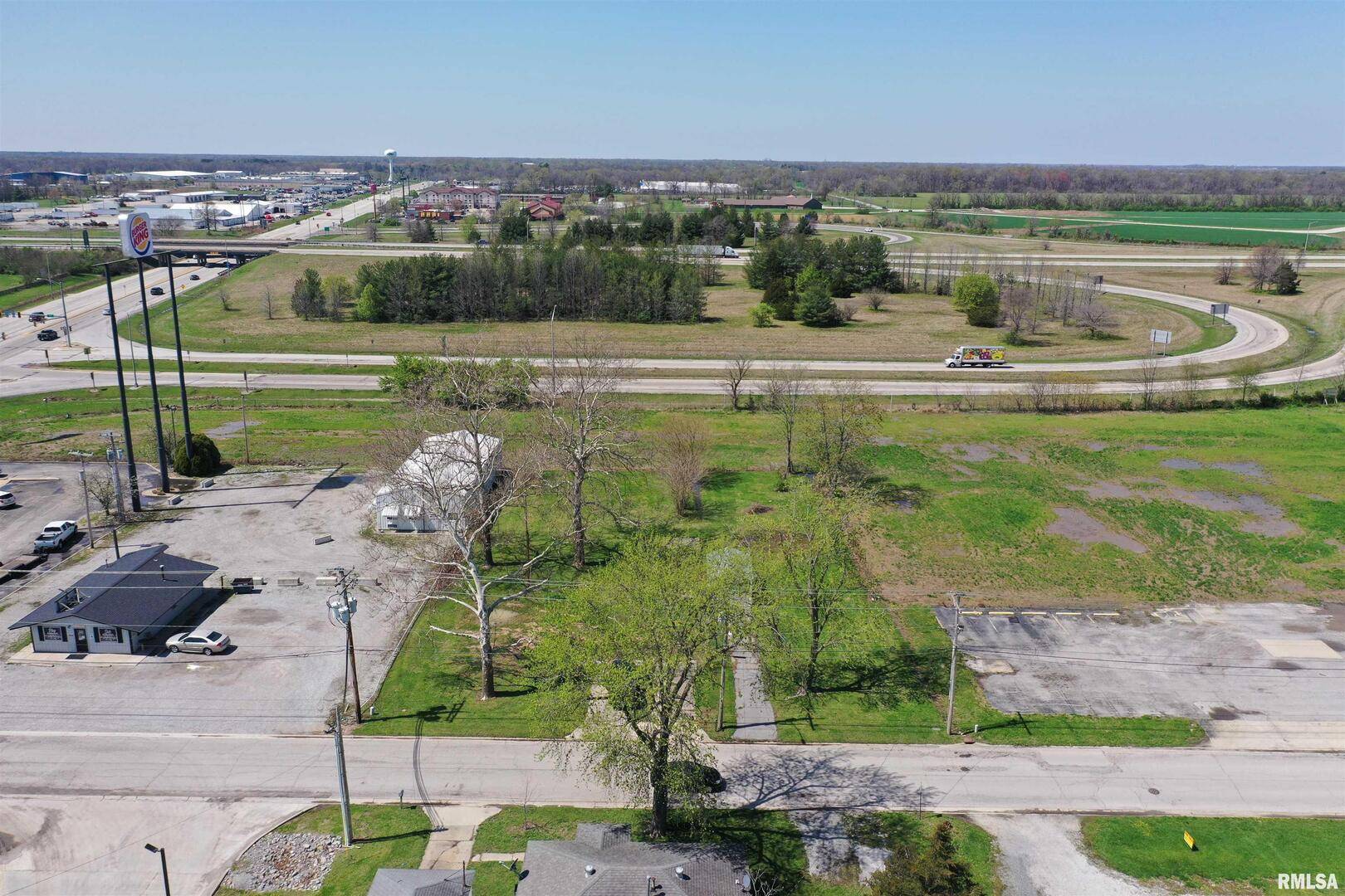 109 N MISSOURI AVE, Salem, IL 62881