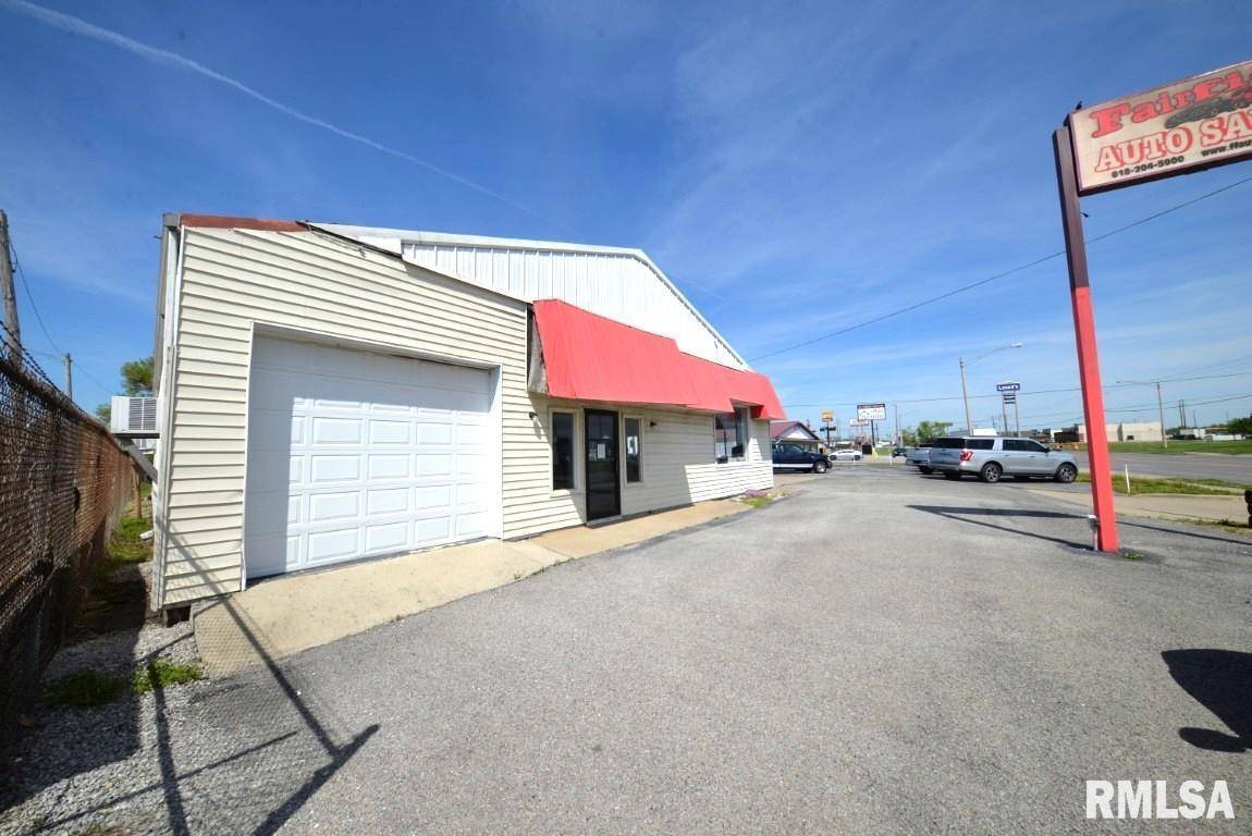 4706 & 4708 BROADWAY ST, Mt Vernon, IL 62864