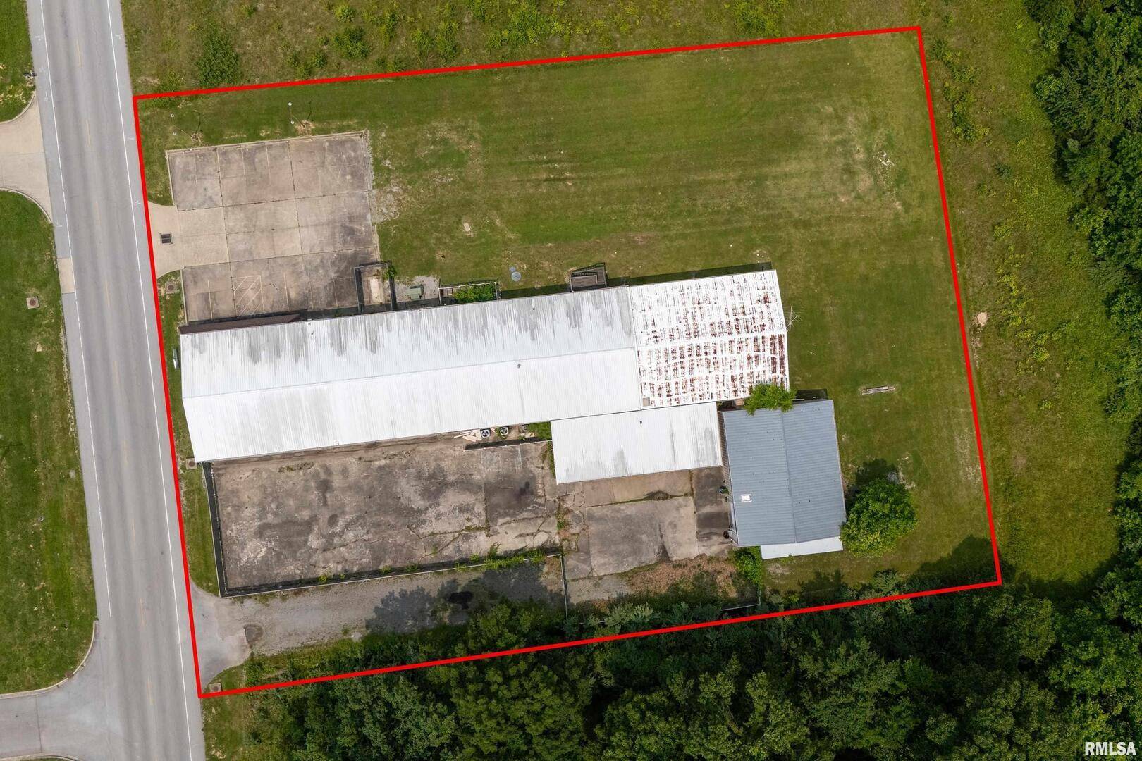 1275 N Reed Station RD, Carbondale, IL 62901