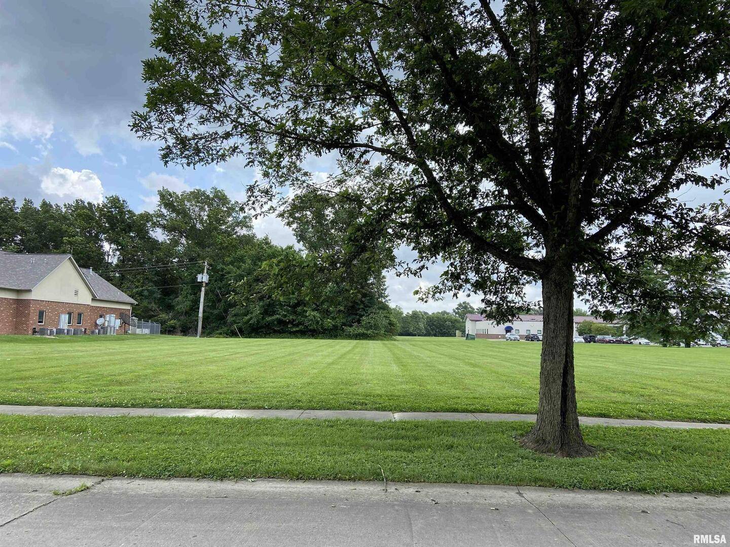 Lot 12 CROSS CREEK BLVD, Salem, IL 62881
