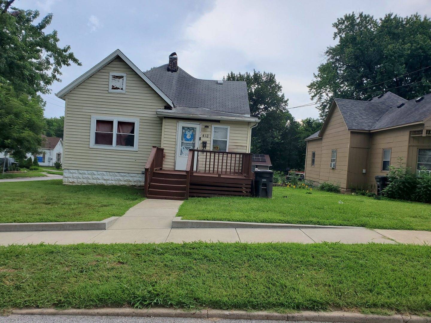 410 W SYCAMORE ST, Carbondale, IL 62901