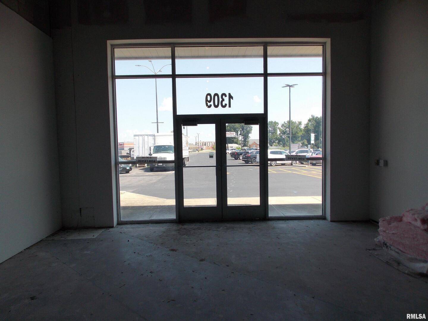 1309 W BROADWAY ST, Centralia, IL 62801