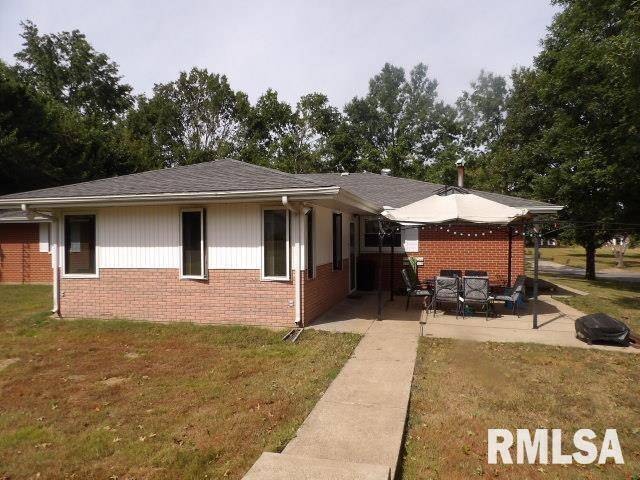 736 N MILL ST, Carrier Mills, IL 62917