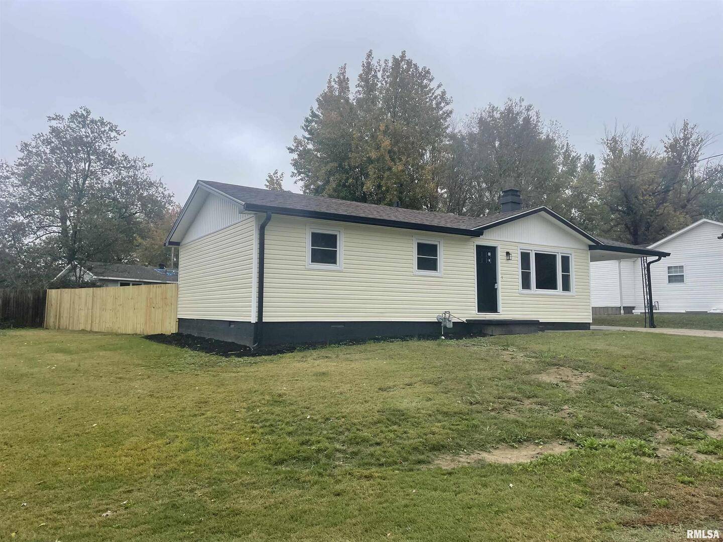 319 LINDSEY ST, Metropolis, IL 62960