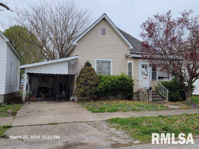 617 N 14TH ST, Herrin, IL 62948