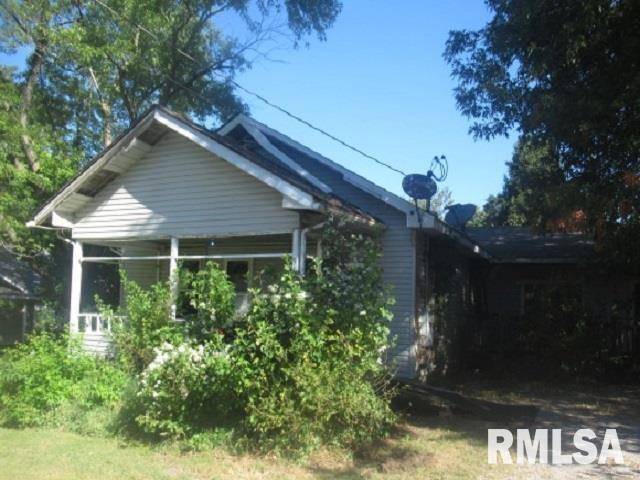 310 Blossom ST, Carterville, IL 62918