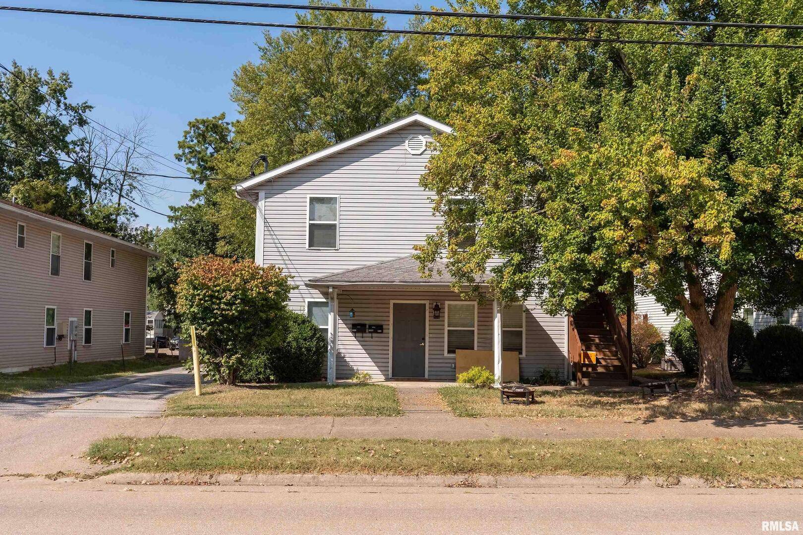 902 W MILL ST #904,906,908, Carbondale, IL 62901