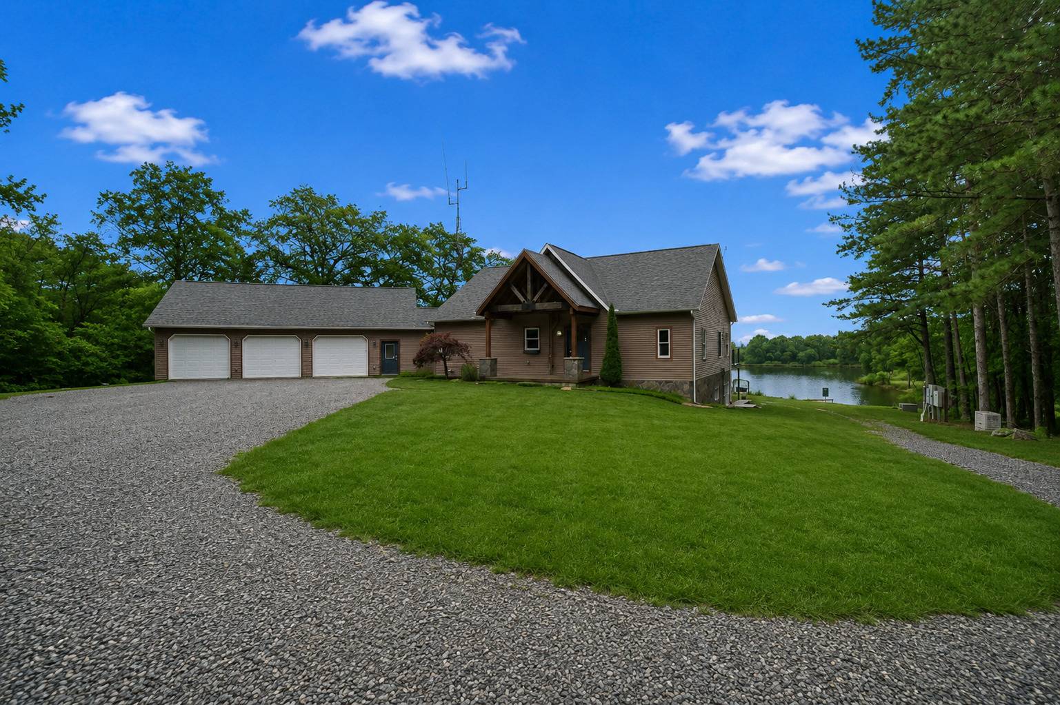 1115 HILLTOP LN, Simpson, IL 62985
