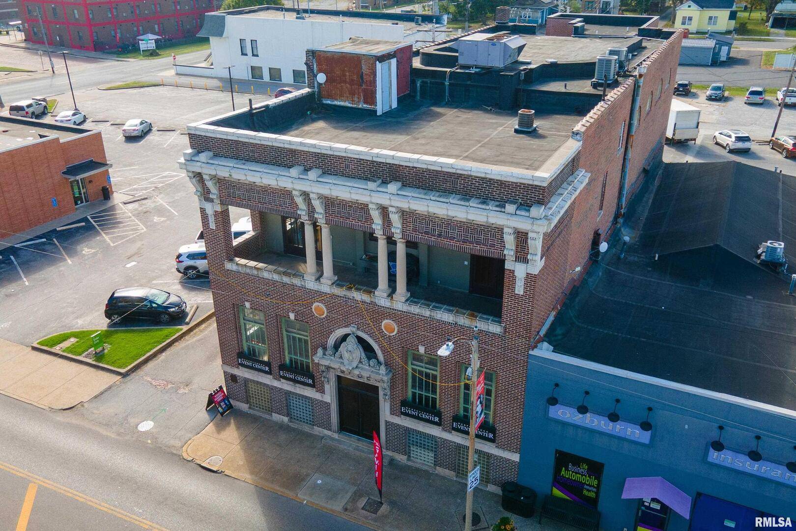 1329 WALNUT ST, Murphysboro, IL 62966