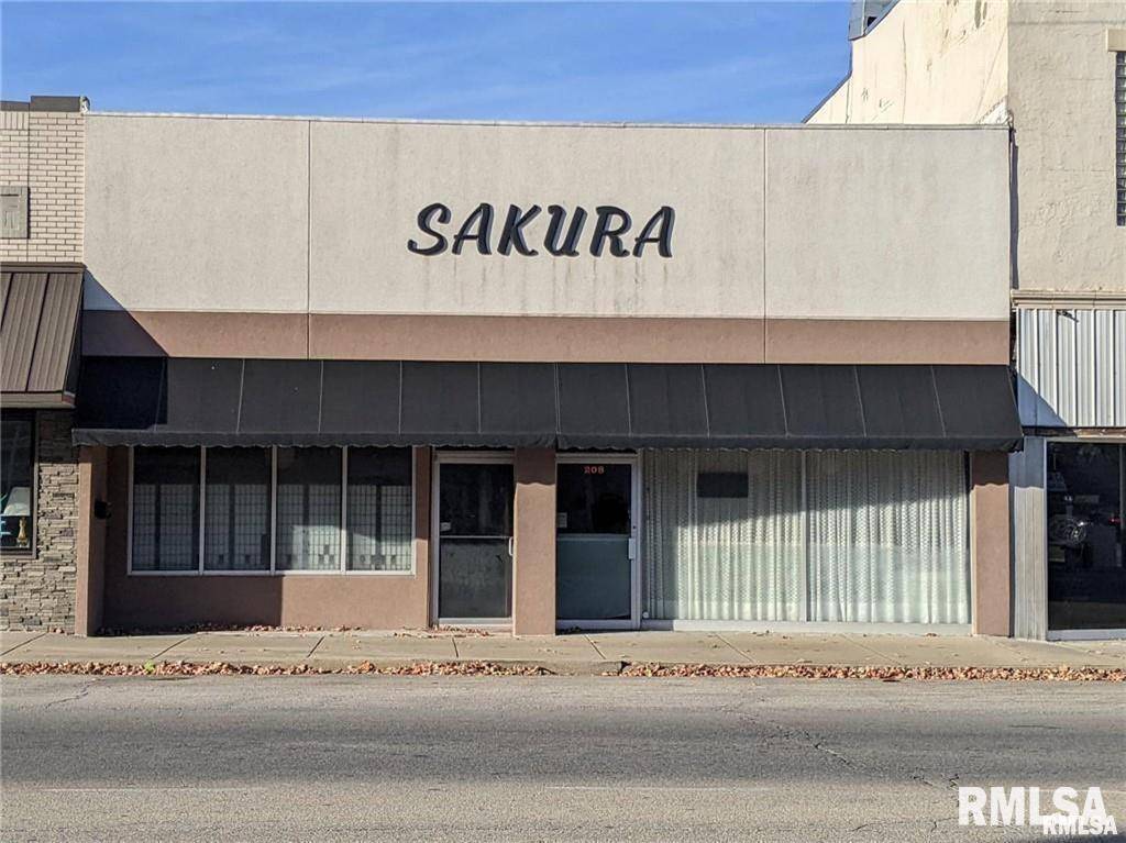 206 E MAIN ST #206 & 208, Salem, IL 62881