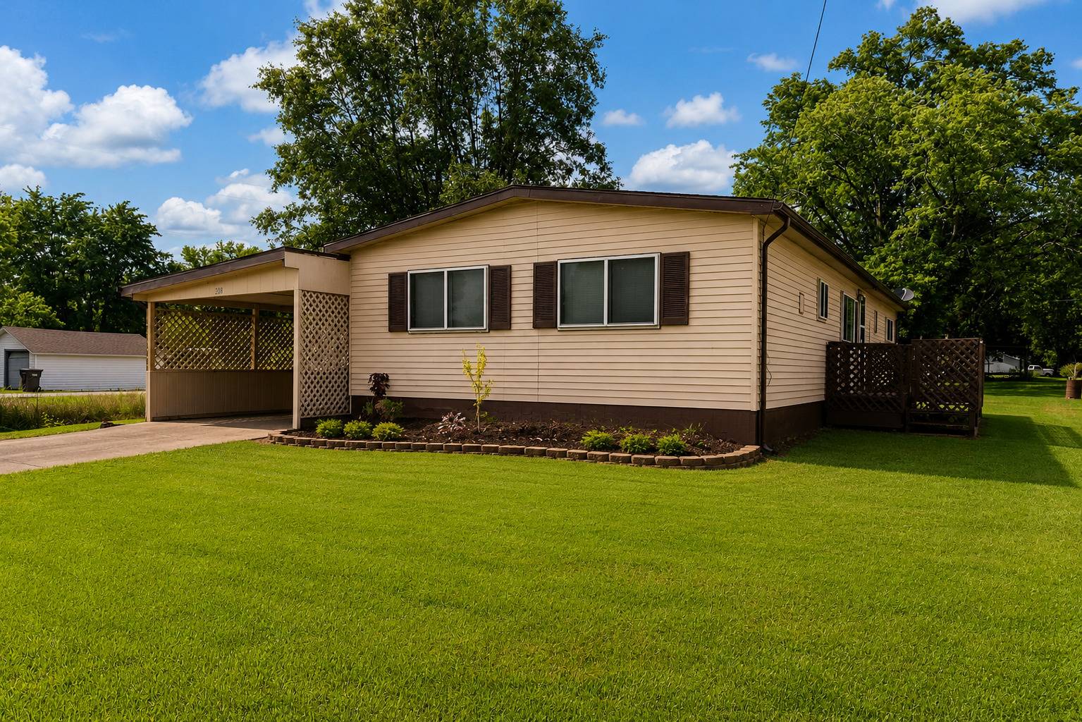 208 W PENNSYLVANIA AVE, Pittsburg, IL 62974