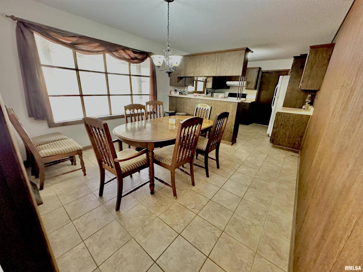 718 Karbers Ridge RD, Elizabethtown, IL 62931