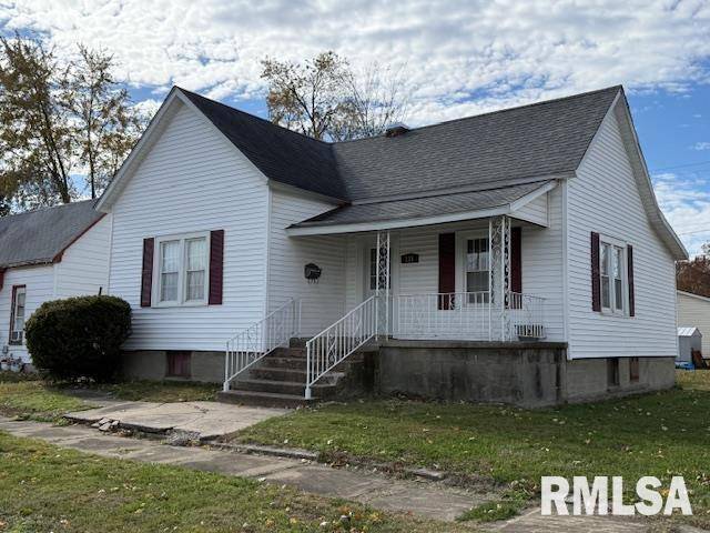 121 N 9TH ST, Herrin, IL 62948