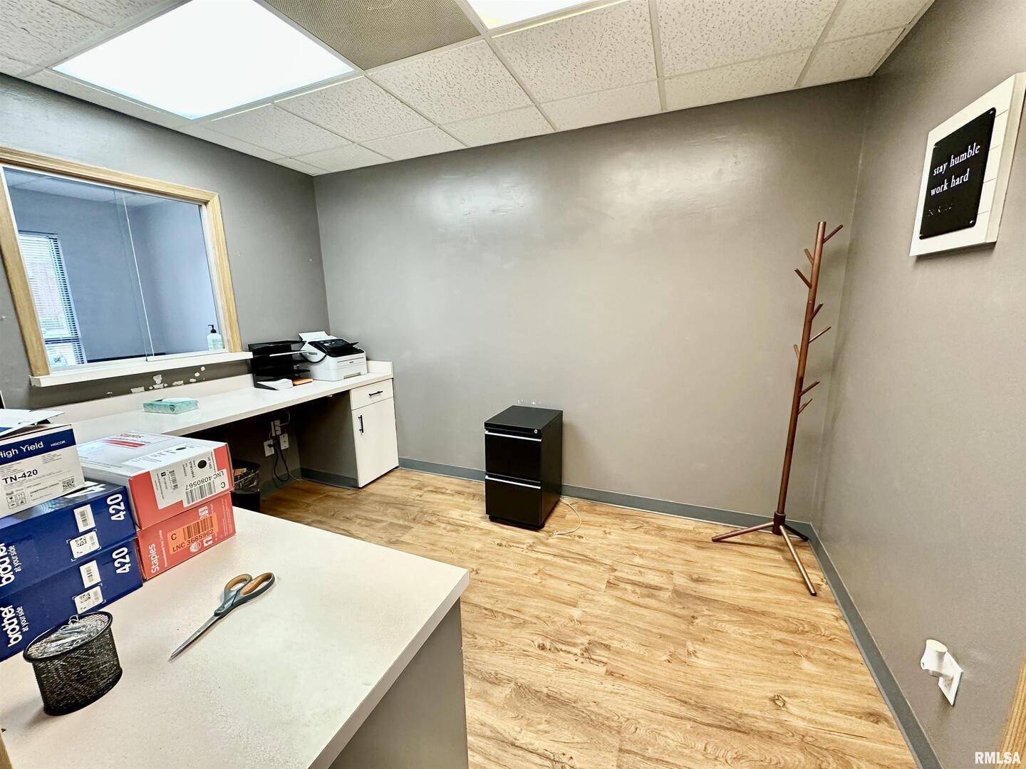 1009 S 42ND ST #Suite 5, Mt Vernon, IL 62864