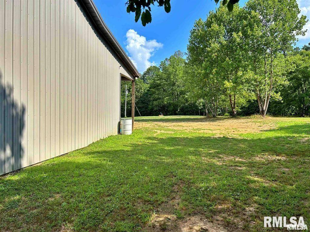 40 Presley LOOP, Golconda, IL 62938