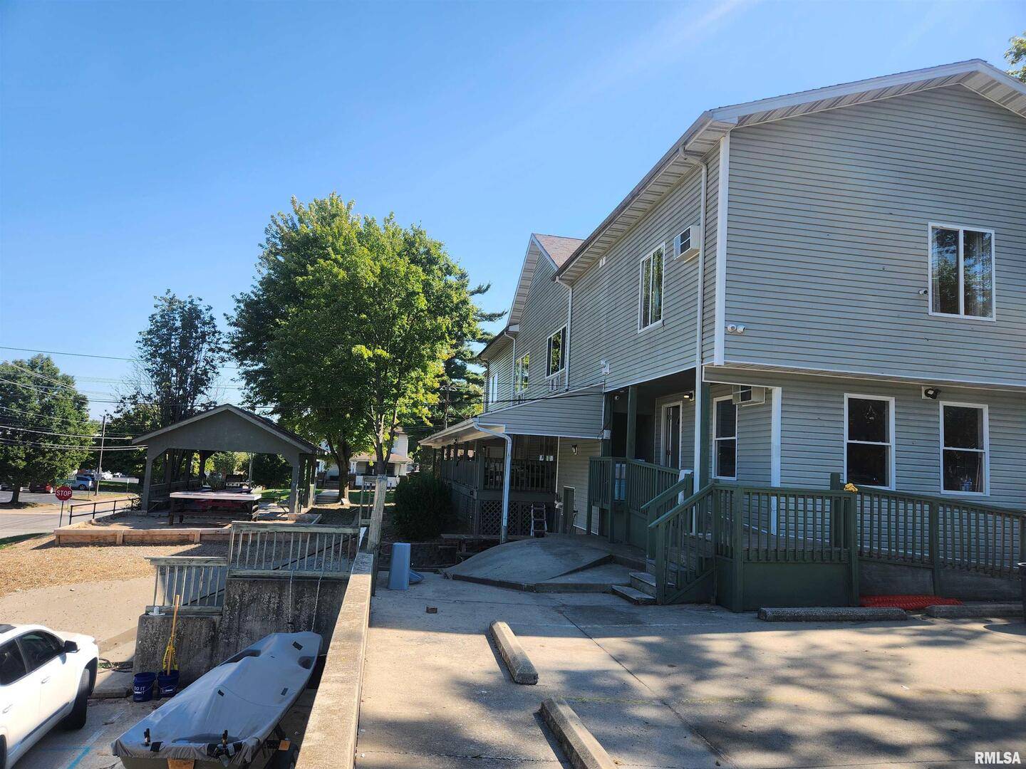 502 S UNIVERSITY AVE, Carbondale, IL 62901