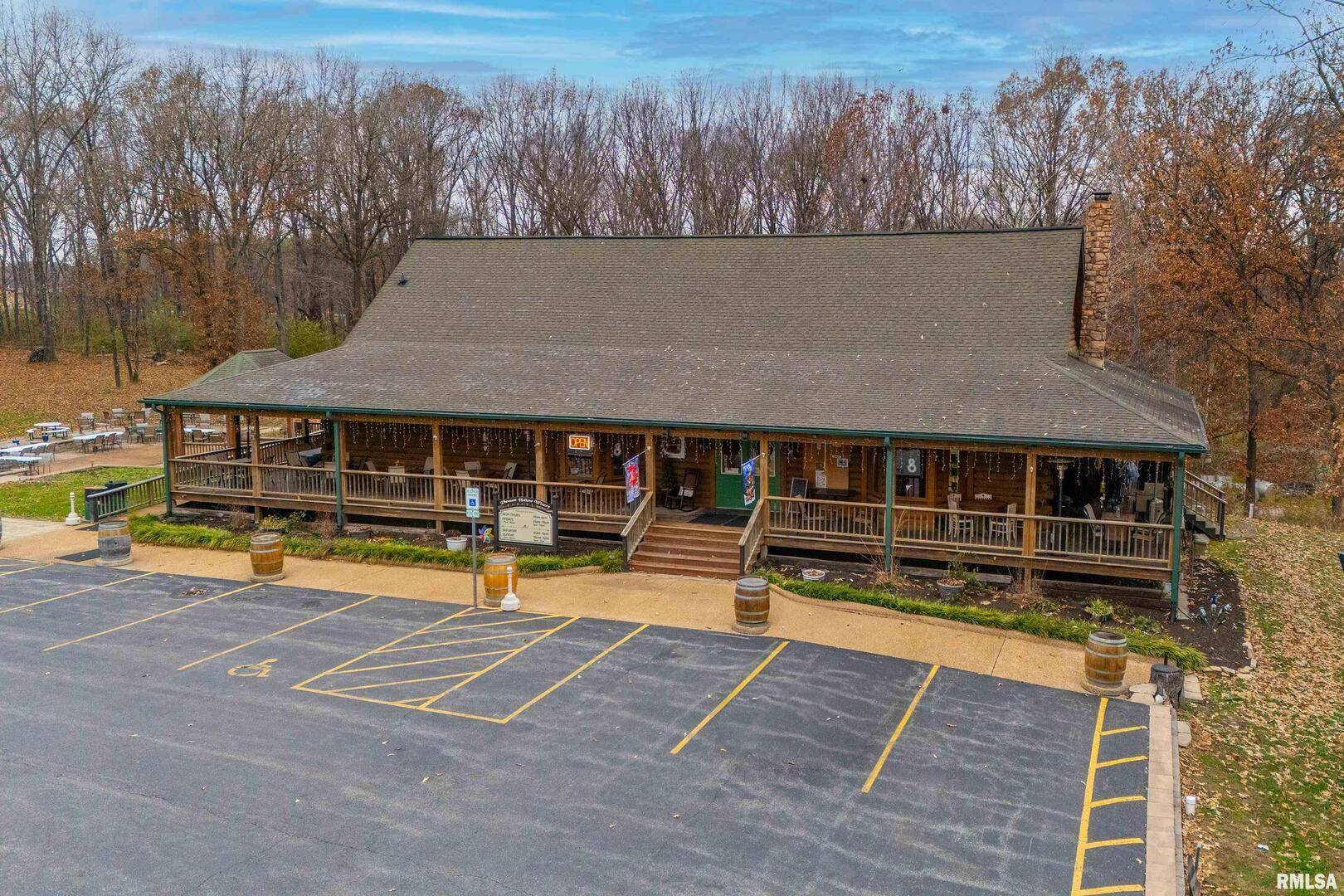 14931 Highway 37 HWY, Whittington, IL 62897