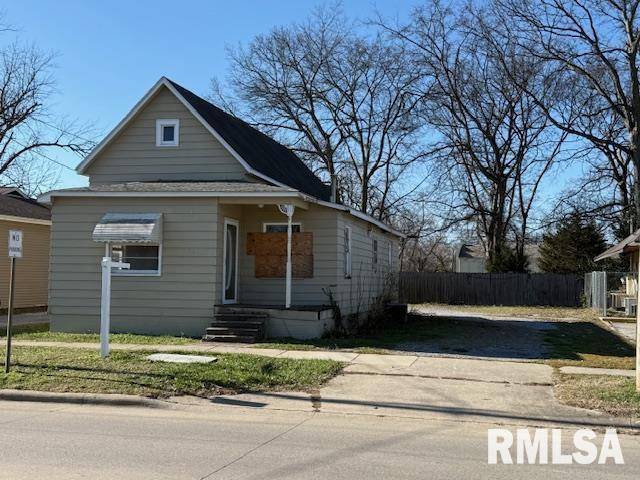 403 S MAIN ST, Harrisburg, IL 62946