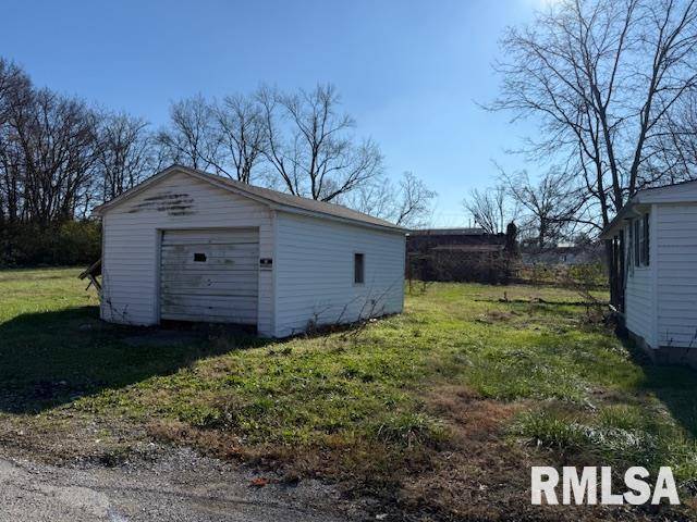 124 MICHIGAN ST, Harrisburg, IL 62946