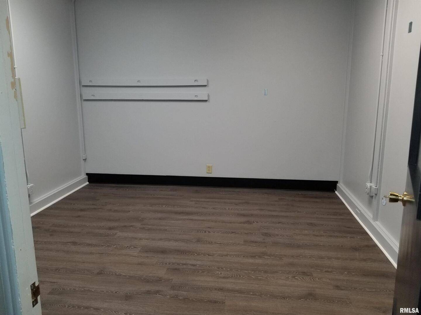 815-4 BROADWAY ST #4, Mt Vernon, IL 62864