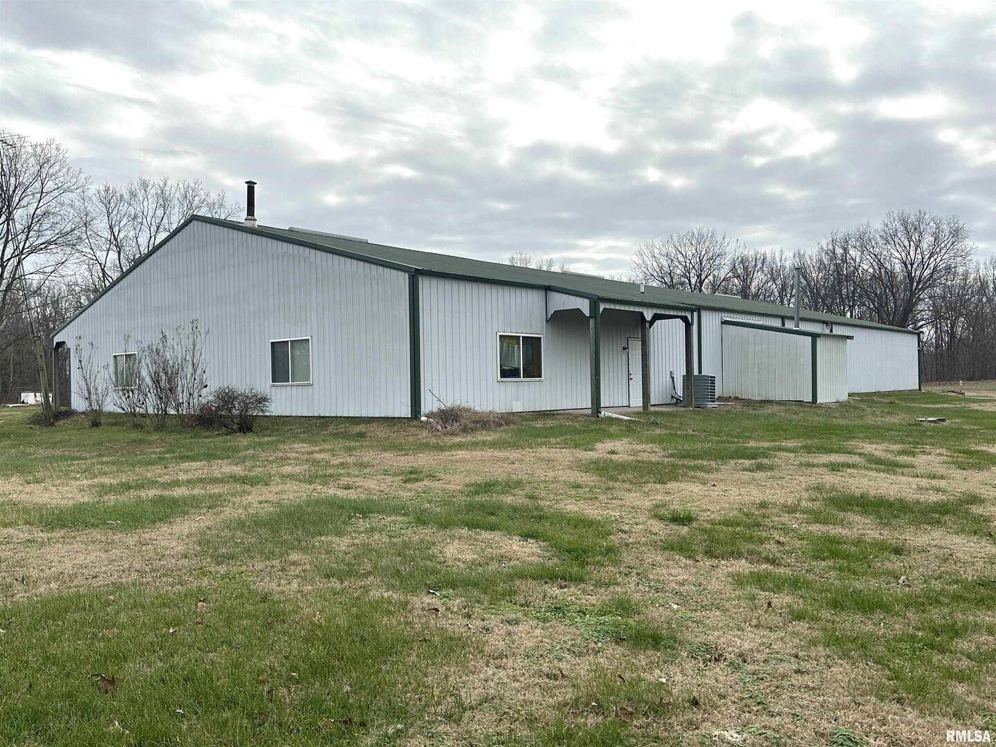 20 Mount Pisgah RD, Buncombe, IL 62912