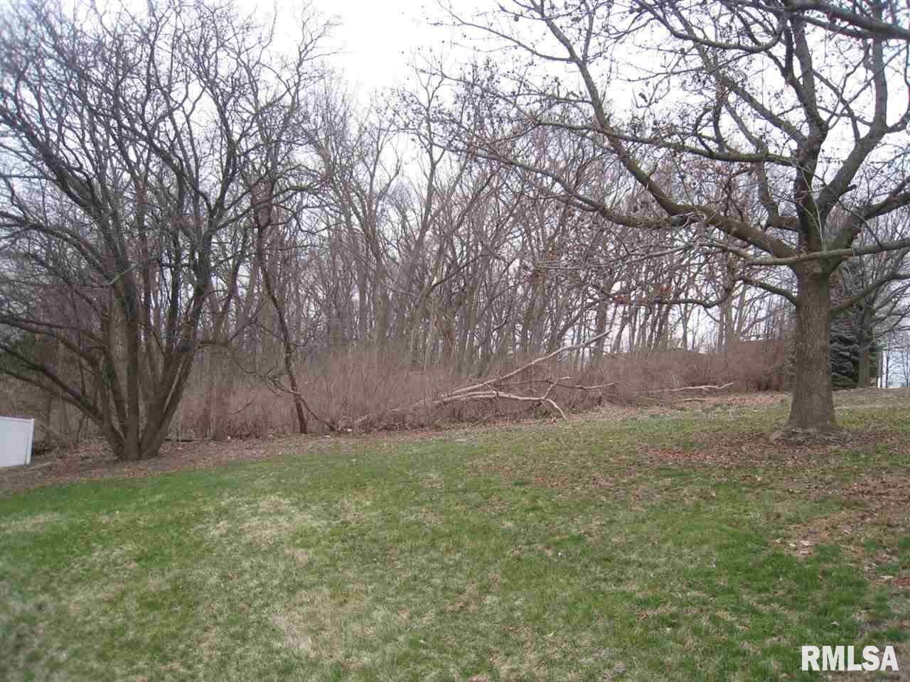 3705 35TH ST, Moline, IL 61265