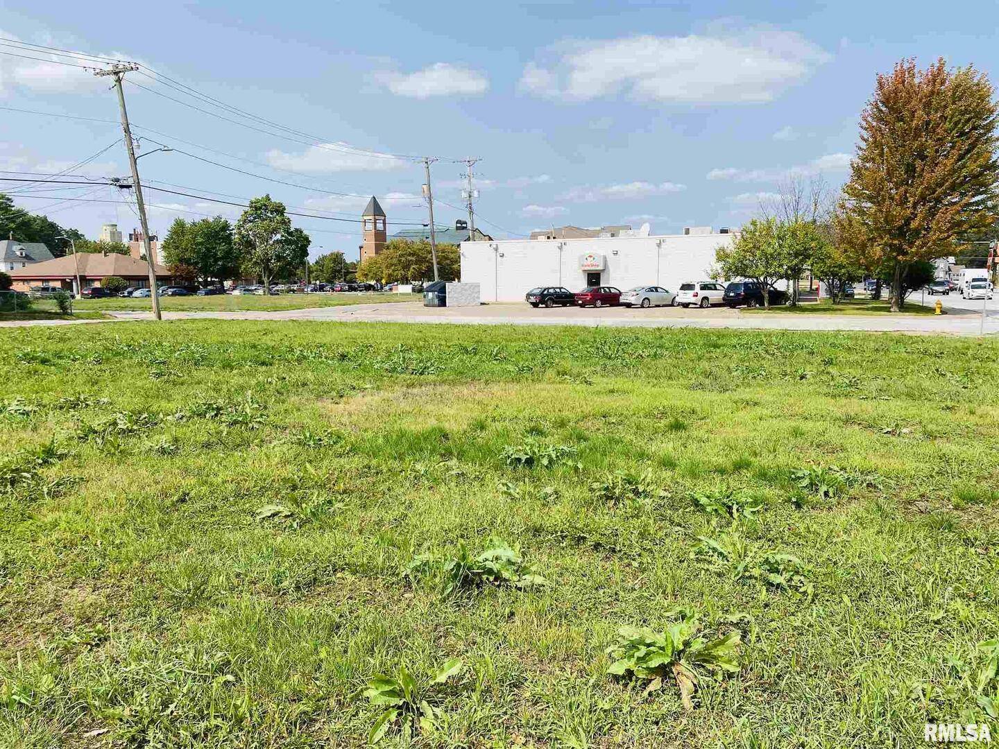 1720 N HARRISON ST, Davenport, IA 52803