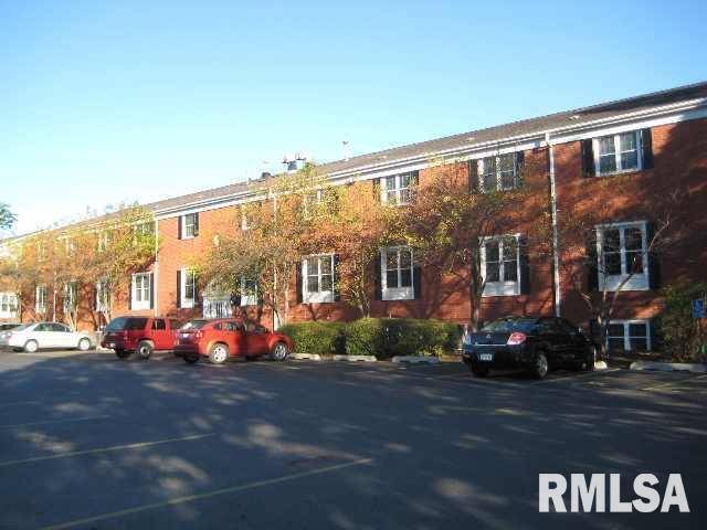 1035 LINCOLN RD #102, Bettendorf, IA 52722
