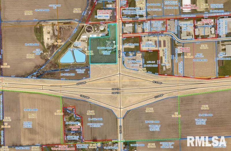 615 S 6TH AVE, De Witt, IA 52742