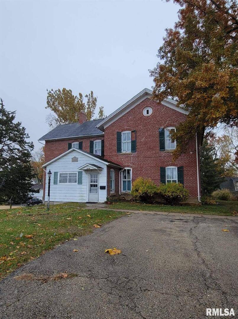 1018 8TH AVE, Fulton, IL 61252