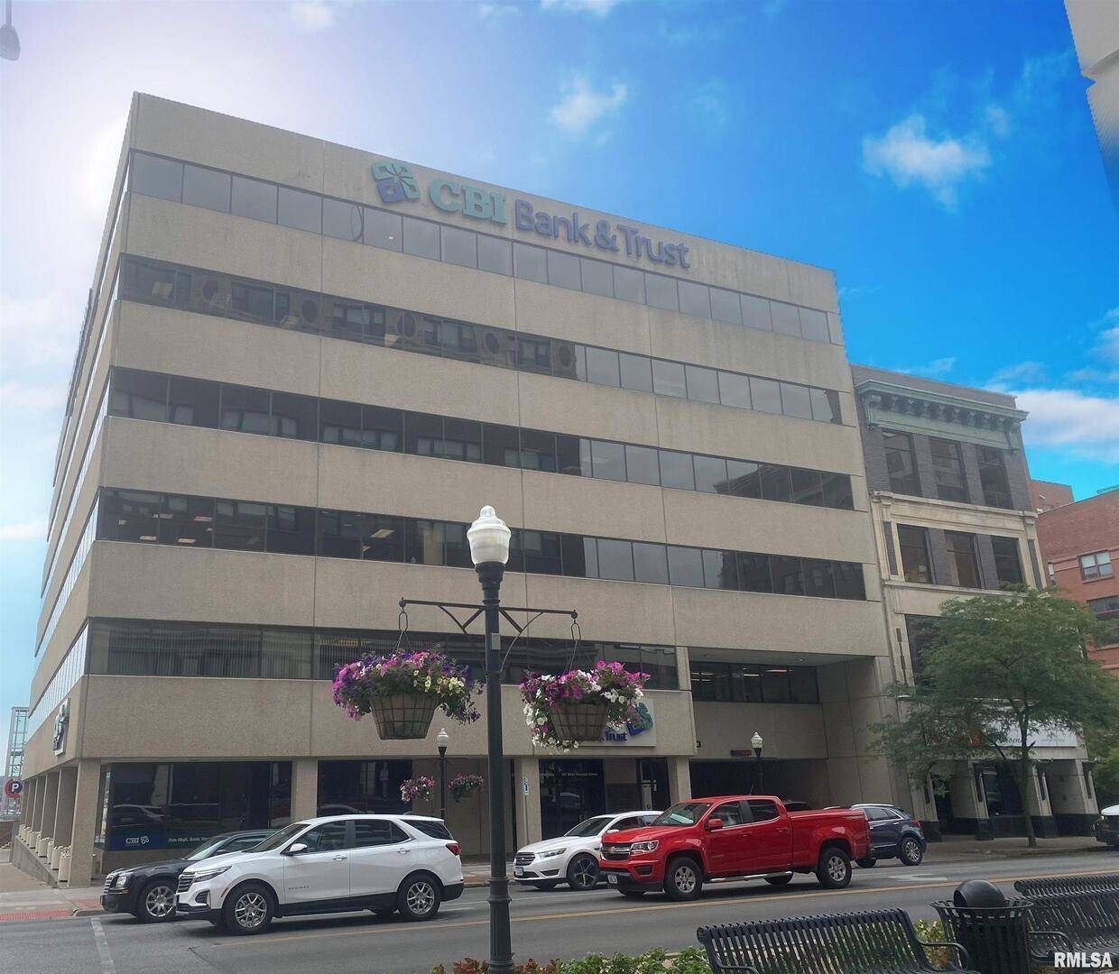 101 W 2ND ST #400A, Davenport, IA 52801