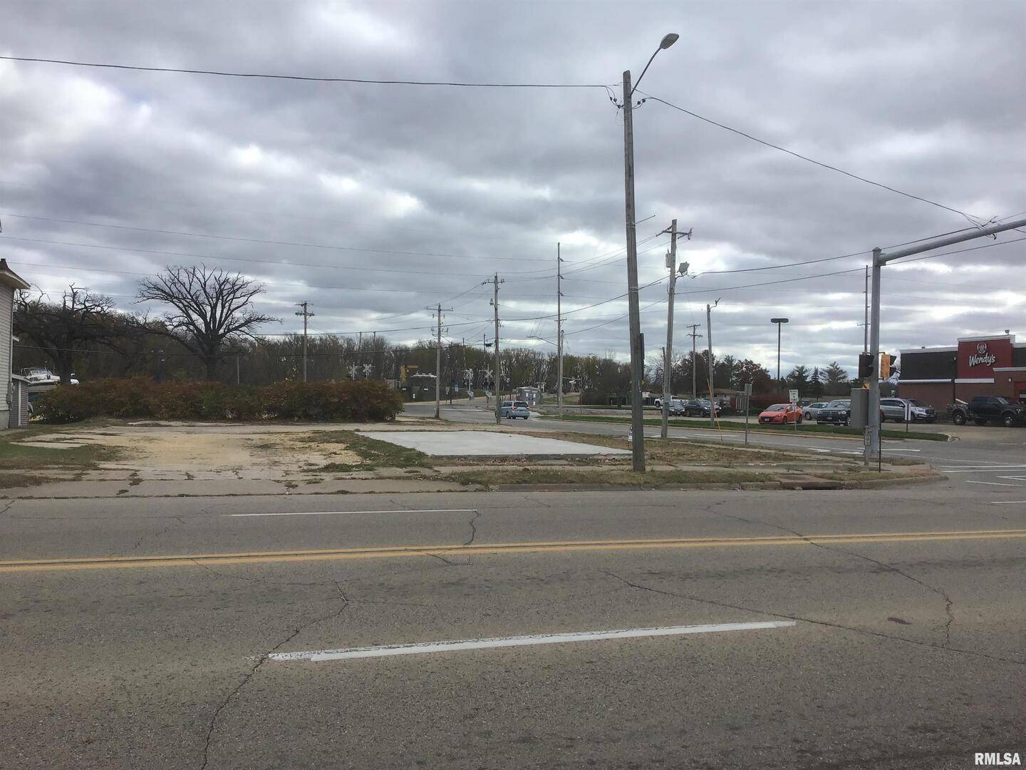 901 - 905 N 2ND ST, Clinton, IA 52732
