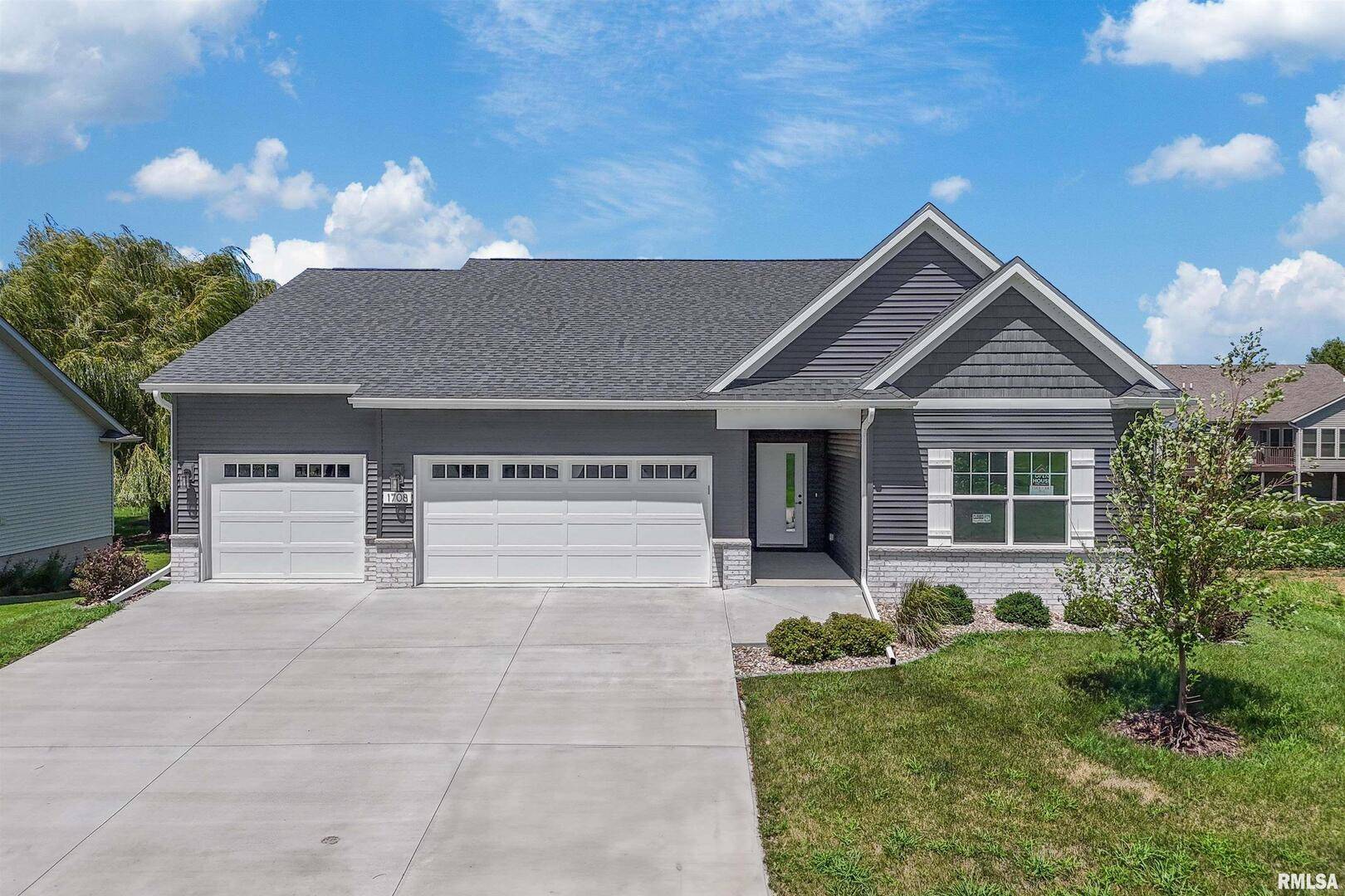 1708 CONOR CT, Clinton, IA 52732