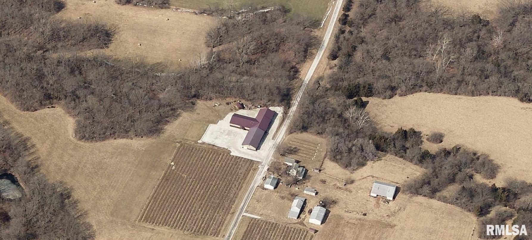 2142 N Hancock County RD, Nauvoo, IL 62354