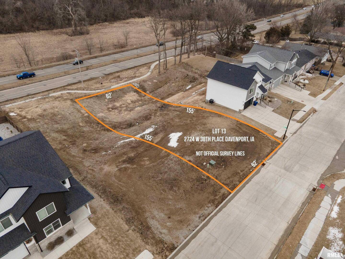 2724 W 38th PL, Davenport, IA 52806