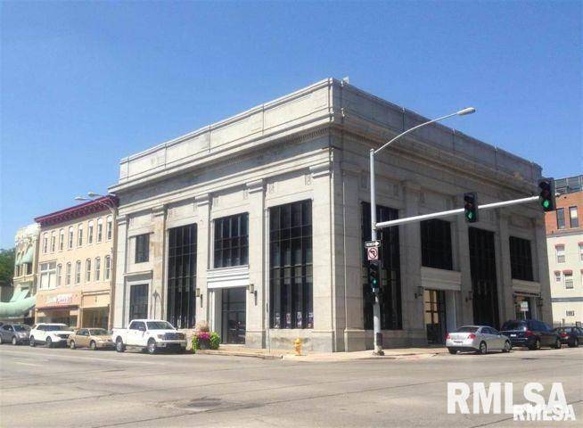 300 BRADY ST, Davenport, IA 52801
