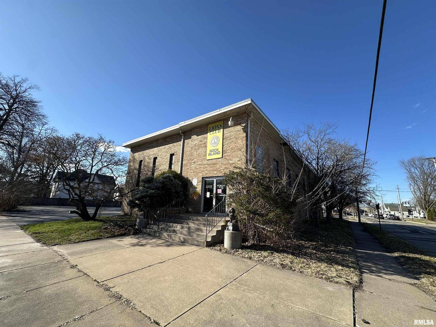 4329 8TH AVE, Rock Island, IL 61201