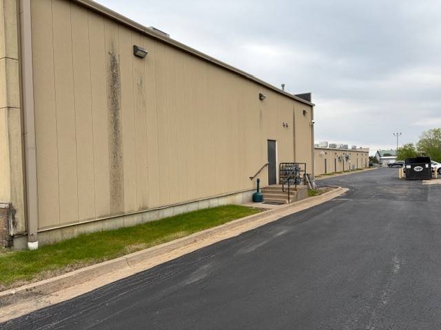 2222 E 53RD ST #10, Davenport, IA 52807