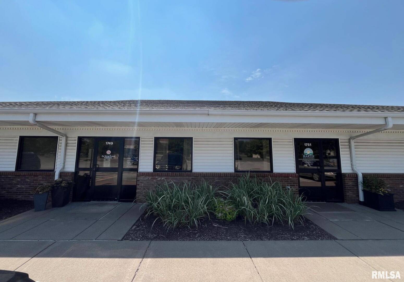 1747-1751 E 54TH ST, Davenport, IA 52807