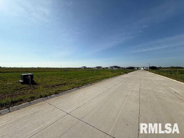 6961 Meghan AVE, Bettendorf, IA 52722
